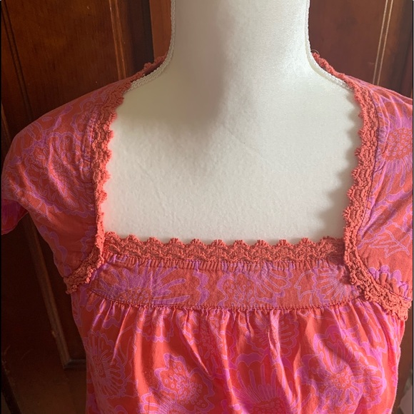 Tunic - Picture 1 of 7